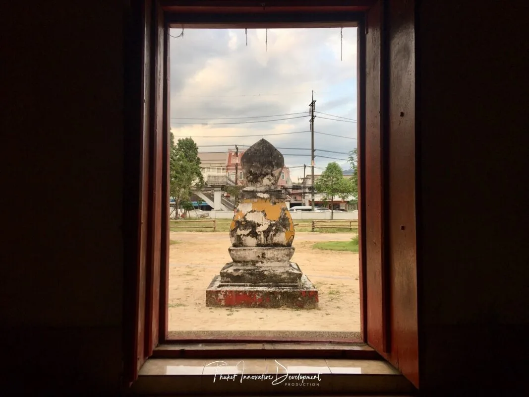 Wat Phra Nang Sang - An ancient temple with 3 ancient Buddha faces